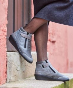 Hectorclaus.shop2d2f6049a4 2